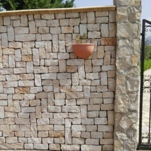 Anteprima Listelli in Pietra di Trani Tranciata 1