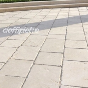 Anteprima Mattoni anticati in Pietra di Trani 2