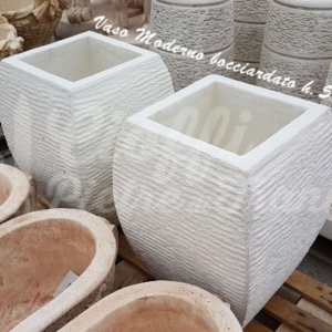 Anteprima Vasi in Polvere di Marmo e Cemento 18